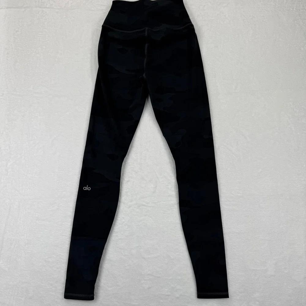 Alo Yoga High Waist Camo Leggings Black XS‎ Made in Portugal